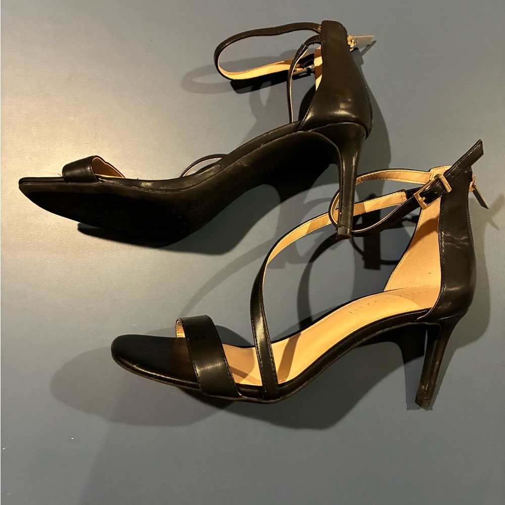 Kelly & Katie Elegant Black Strappy 3”Heels 10M